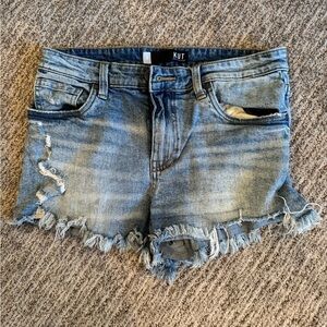 Kut from the Kloth Frayed Hem Jean Shorts - Light Blue